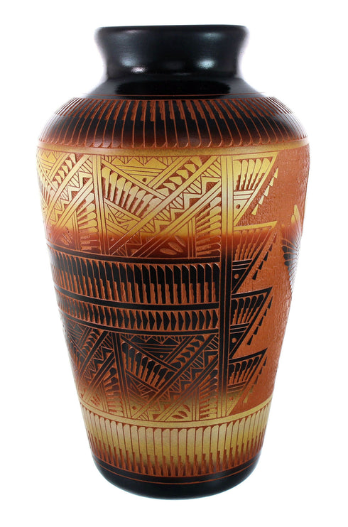 Navajo Indian Hand Crafted Pot By Artist Diane Aragon Laguna Pueblo SN20039